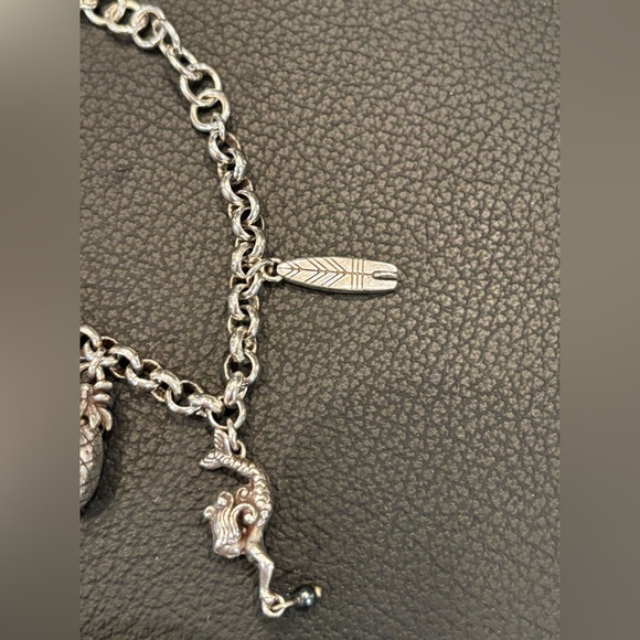 Brighton Hawaii state Silver Charm Bracelet - Picture 8 of 11
